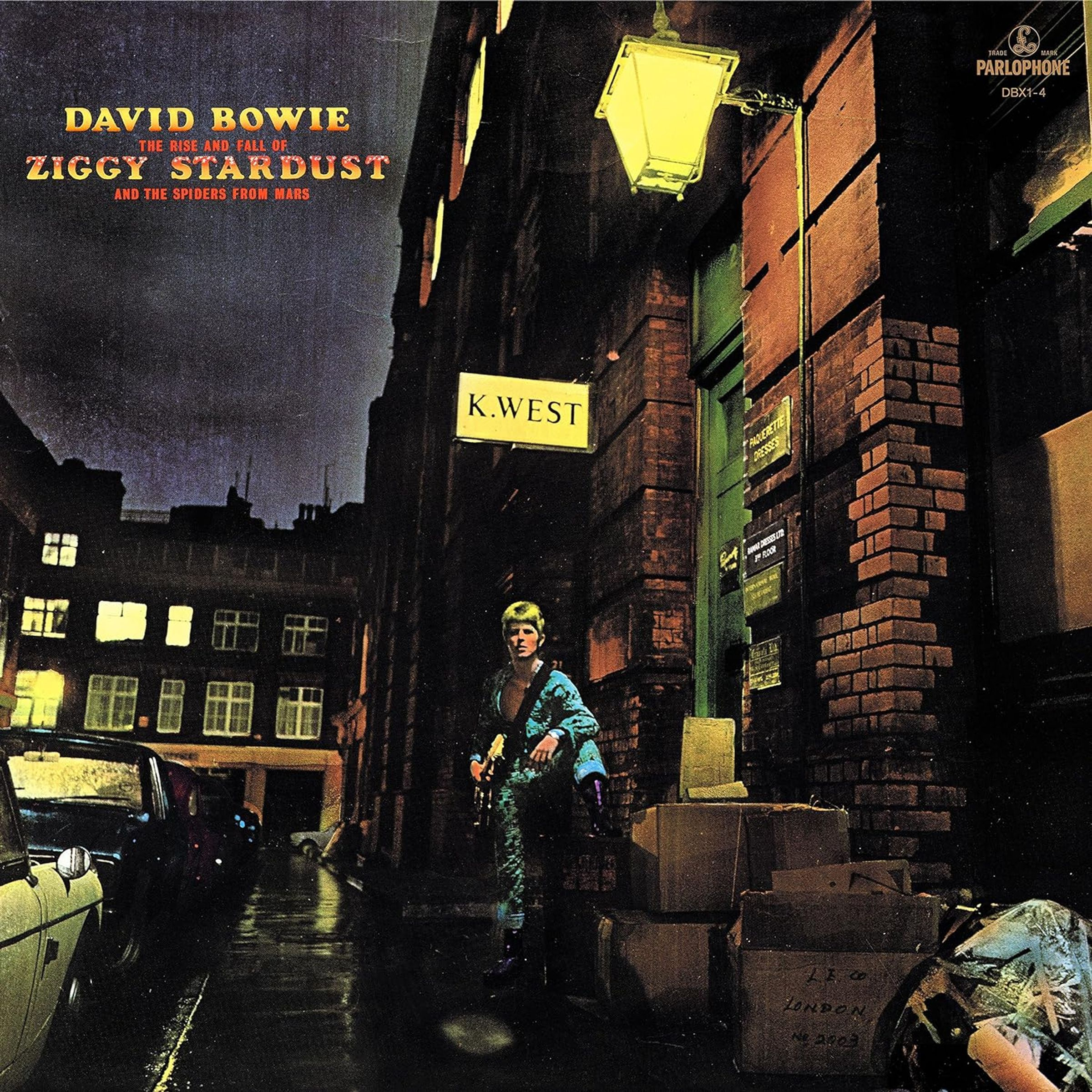 THE RISE AND FALL OF ZIGGY STARDUST