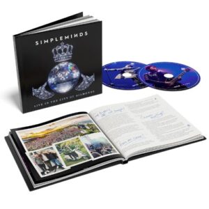 LIVE IN THE CITY OF DIAMONDS - 2CD MEDIABOOK 24 PP.